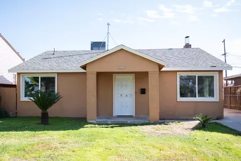 4832 E Washington Ave, Fresno, CA 93727