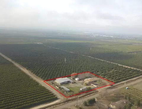 39433 Road 136, Cutler, CA 93615