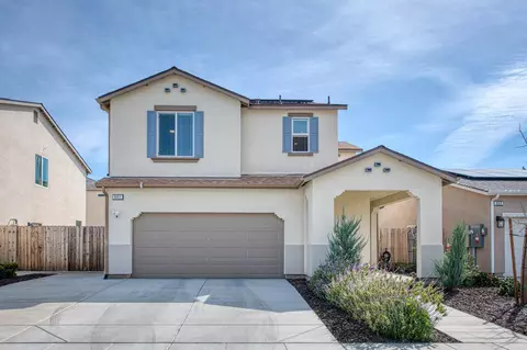 847 Corazon Ave, Clovis, CA 93619