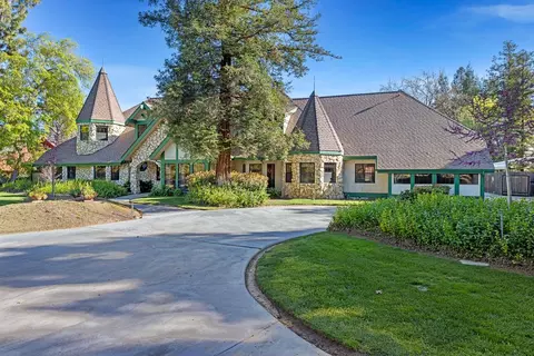 7171 W Rialto Ave, Fresno, CA 93723