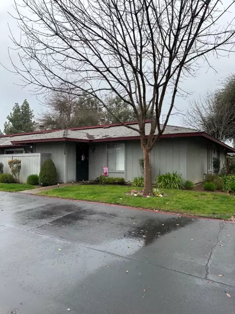 4504 N Valentine Ave #128, Fresno, CA 93722