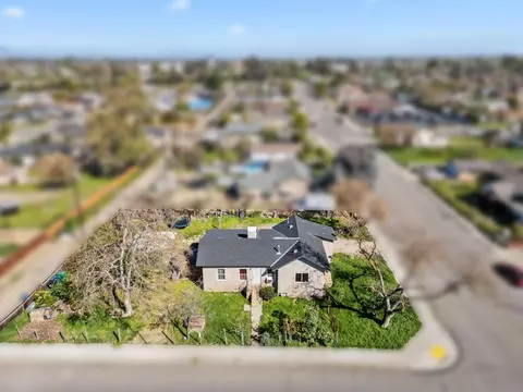 2234 Park St, Selma, CA 93662