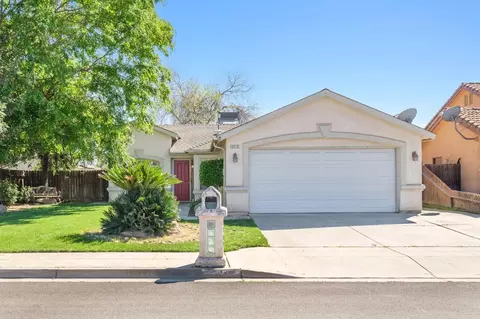 5519 W Pinedale Ave, Fresno, CA 93722