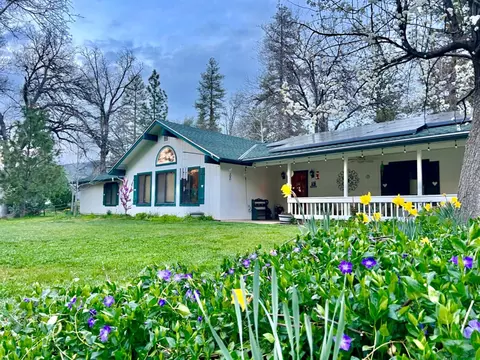 36686 Mattie Fhy Ct, Coarsegold, CA 93614