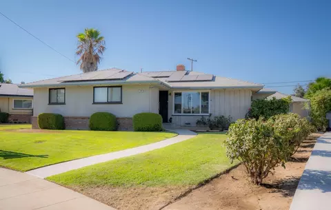 1548 W Michigan Ave, Fresno, CA 93705