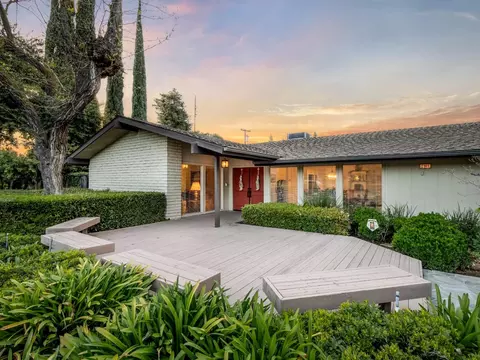 2848 W Locust Ave, Fresno, CA 93711