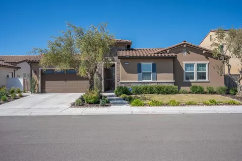 979 Ridgeline Rd W, Madera, CA 93636