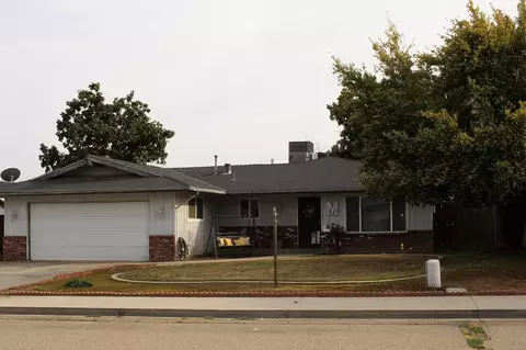 591 E Ponderosa Ave, Reedley, CA 93654