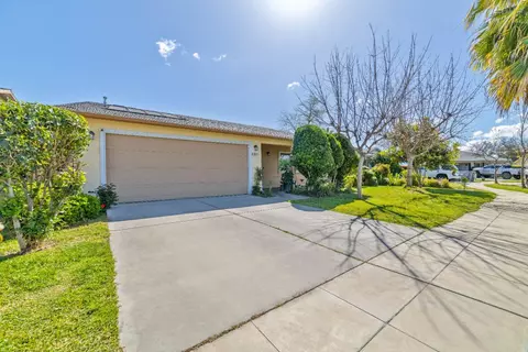 5680 S Zelkovia Ave, Del Rey, CA 93616