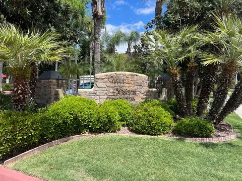 2881 Huntington Blvd #218, Fresno, CA 93721