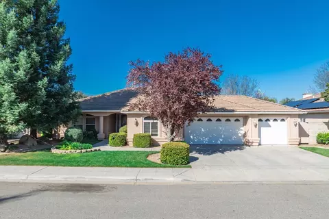 1444 Penny Way, Madera, CA 93637