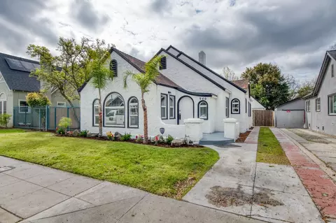 940 E Clinton Ave, Fresno, CA 93704