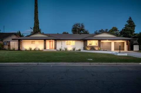6676 N Pleasant Ave, Fresno, CA 93711