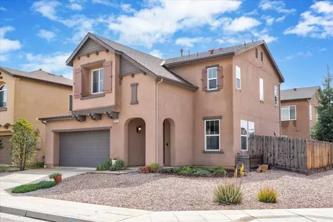 7343 E Ramona Way, Fresno, CA 93737
