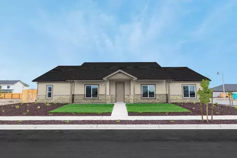 1030 Walnut, Woodlake, CA 93286