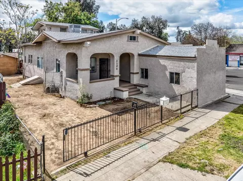 326 N First St, Fresno, CA 93702