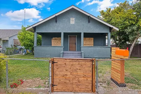 2827 E Grant Ave, Fresno, CA 93701