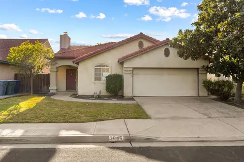 3646 Baron Ave, Clovis, CA 93612