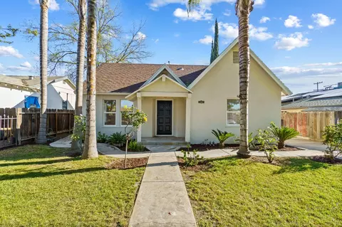3220 E Lamona Ave, Fresno, CA 93703