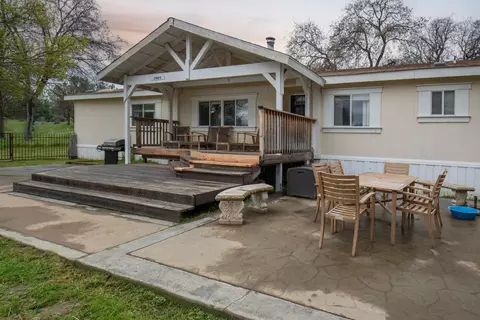 34084 Medford Rd, Auberry, CA 93602