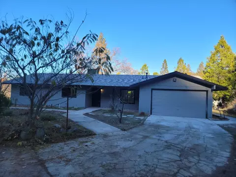 49352 Cavin Ln, Coarsegold, CA 93614