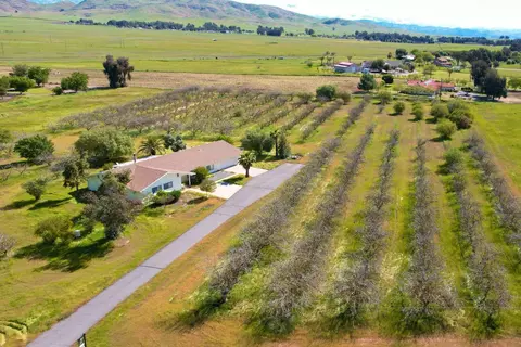 11778 Marietta Ave, Clovis, CA 93619