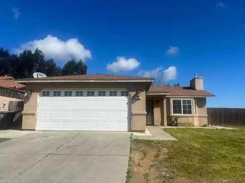 1291 La Jolla Way, Madera, CA 93638
