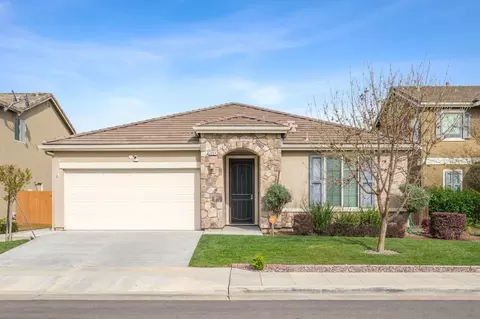 3064 N Hanalei Ave, Fresno, CA 93737