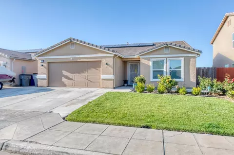 4358 W Saginaw Way, Fresno, CA 93722