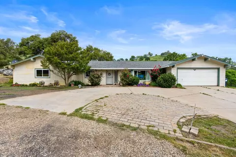 28825 Cassandra Rd, Tollhouse, CA 93667