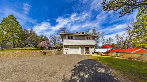 40881 Highway 49, Oakhurst, CA 93644