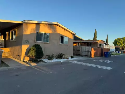 3138 W Dakota Ave #154, Fresno, CA 93722