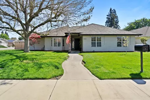 2642 Sandell Ave, Kingsburg, CA 93631