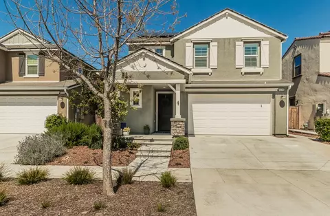 4249 Hillside Rd, Madera, CA 93636