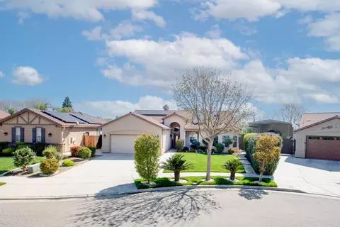 4306 S Fulgham St, Visalia, CA 93277