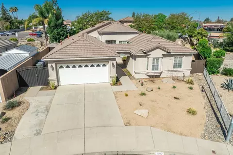 2012 Filbert Ave, Clovis, CA 93611