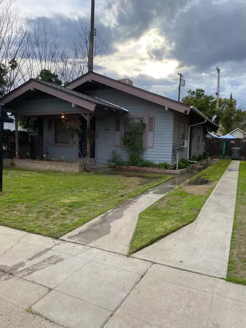 1223 N Harrison Ave, Fresno, CA 93728