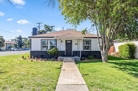 503 W Fountain Way, Fresno, CA 93705