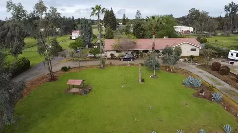 12810 Trieste Dr, Madera, CA 93636