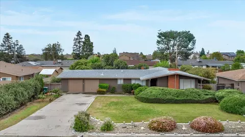 6203 E Townsend Ave, Fresno, CA 93727