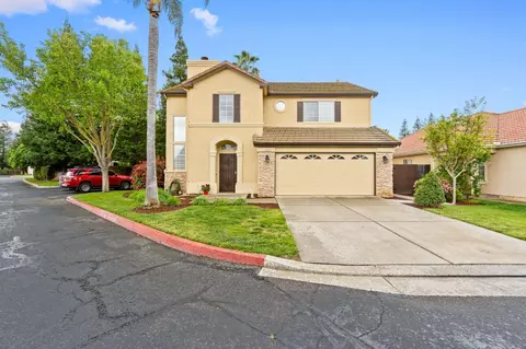 3717 W Della Ln, Fresno, CA 93711