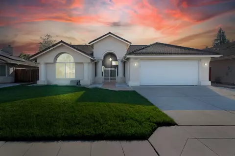 4998 W Decatur Ave, Fresno, CA 93722