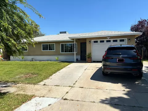 4578 N Feland Ave, Fresno, CA 93722