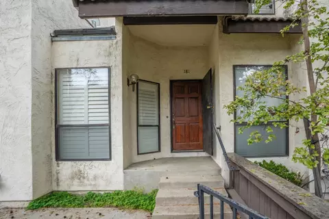 2890 Huntington Blvd #181, Fresno, CA 93721