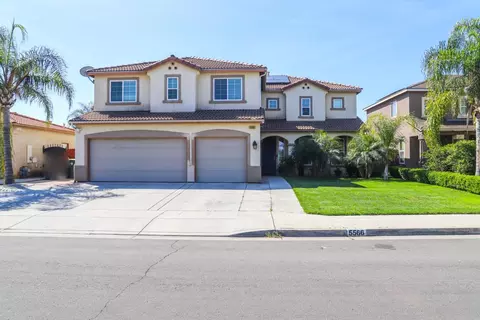 5566 E Pitt Ave, Fresno, CA 93727