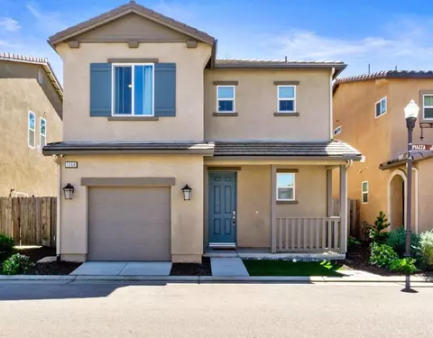 1268 Piazza Ln, Clovis, CA 93612 photo 1