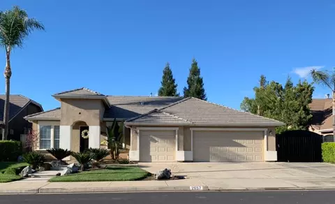 2657 Purvis Ave, Clovis, CA 93611