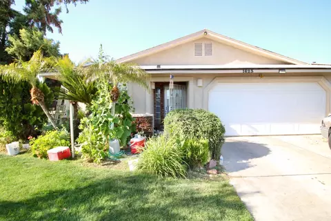 1623 Adanac Way, Madera, CA 93638