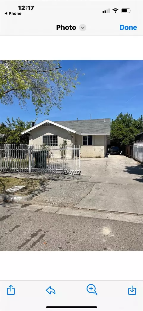 2641 E Tyler Ave, Fresno, CA 93701