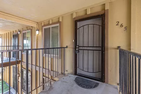 1221 N Peach Ave #265, Fresno, CA 93727